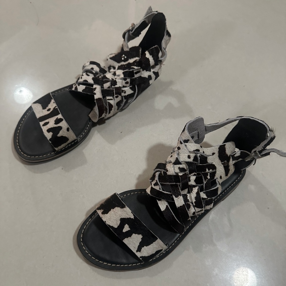 Old Cutler. Genuine Leather. Cow Sandals. Ankle Strap Sandals